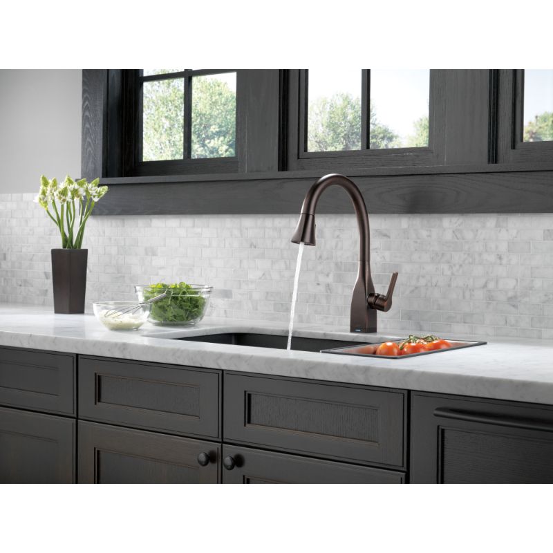 Mateo Pull-Down Kitchen Faucet in Venetian Bronze with Touch Control