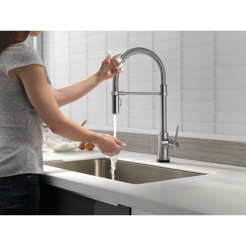 Trinsic Pre-Rinse Kitchen Faucet in Arctic Stainless with Touch Control