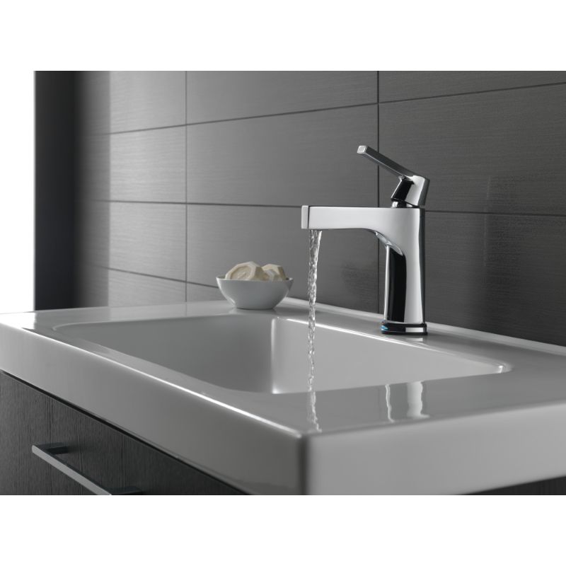 Zura Single-Handle Vanity Faucet in Chrome with Touchless Control
