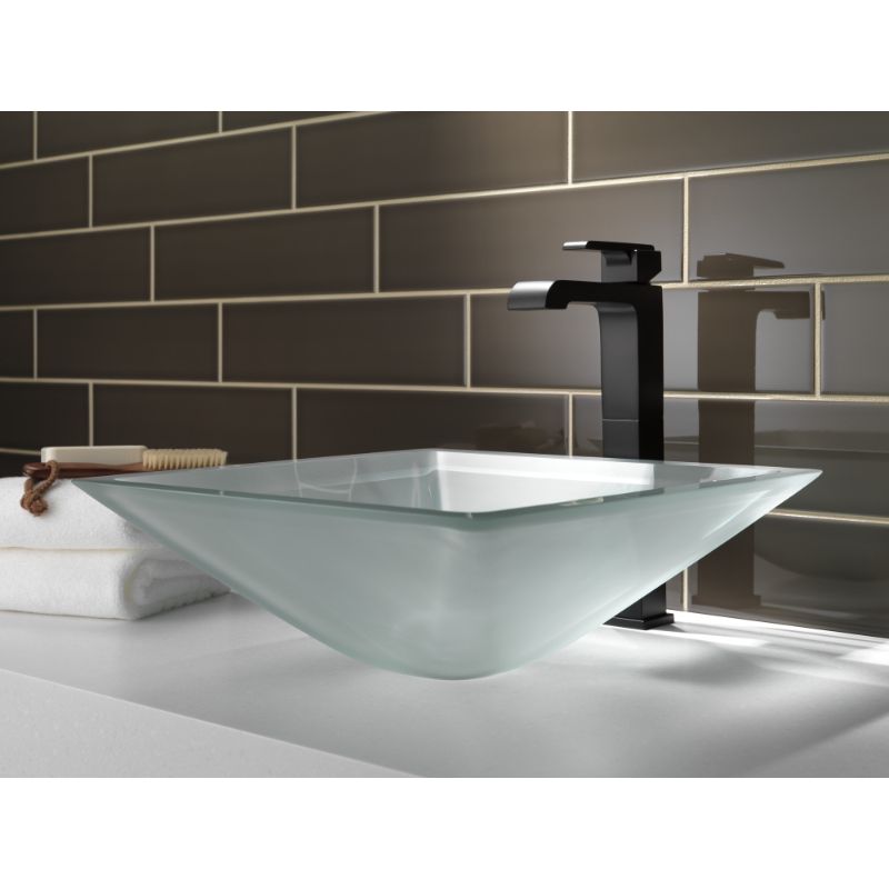 Ara Vessel Vanity Faucet in Matte Black
