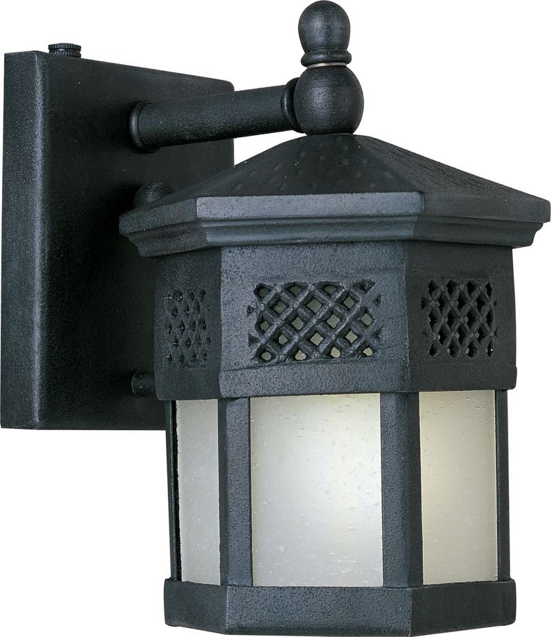 Scottsdale EE 6' Single Light Outdoor Wall Mount in Country Forge