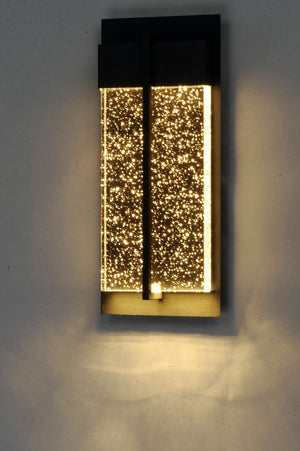 Cascade 4.75' Single Light Wall Sconce in Black