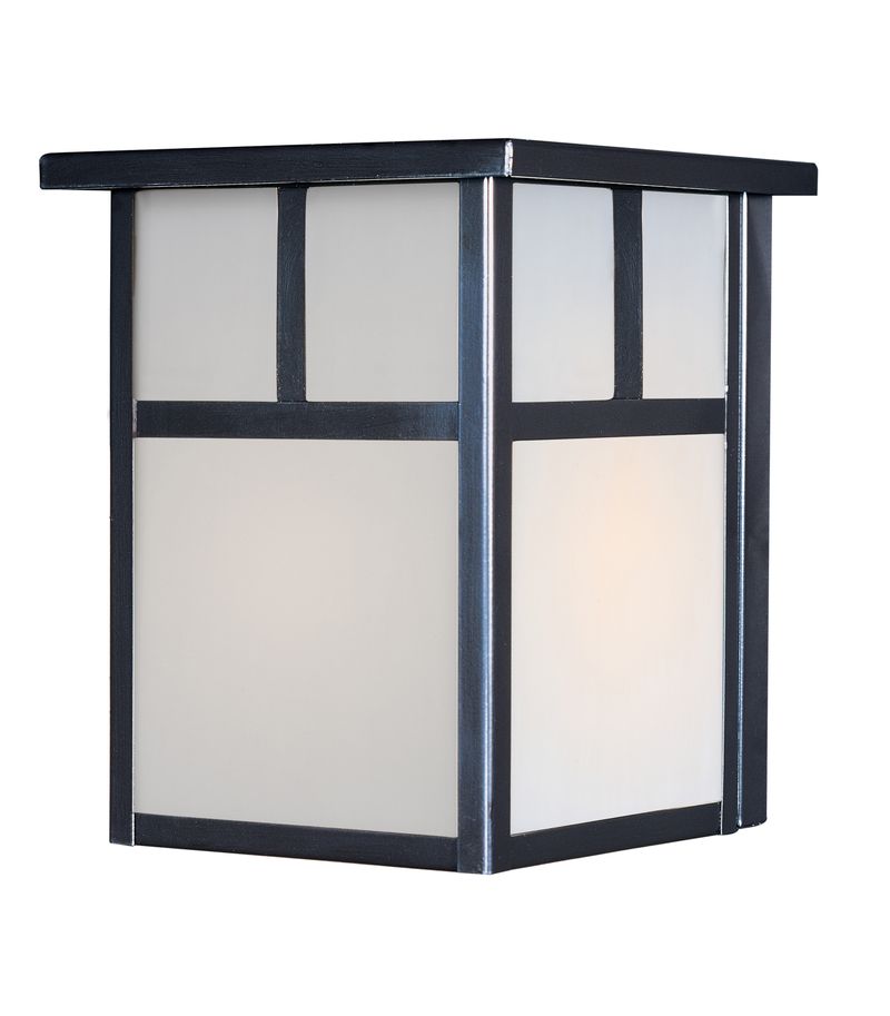 Coldwater 7.5' Single Light Outdoor Wall Sconce in Black