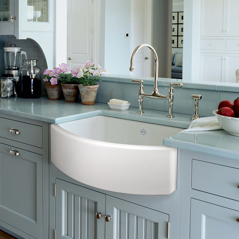 Waterside 20.88' x 29.88' x 10.03' Fireclay Single-Basin Farmhouse Kitchen Sink in White