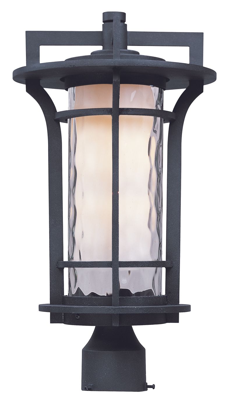 Oakville 17.75' Single Light Lantern in Black Oxide