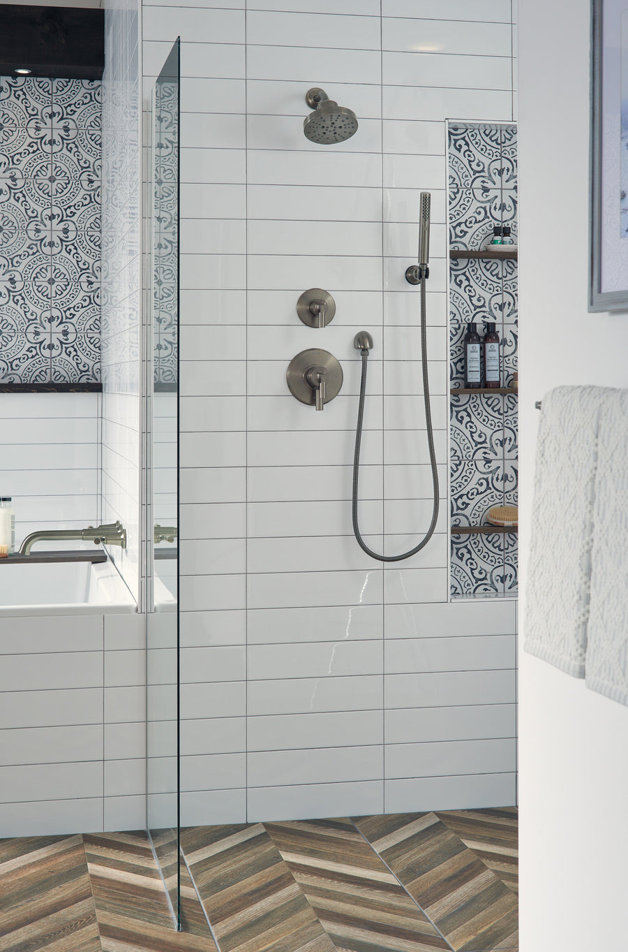 Compel Hand Shower in Black Stainless
