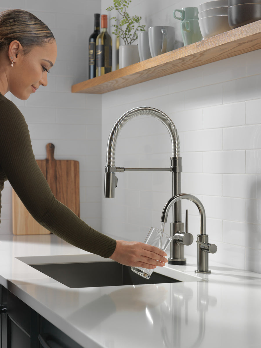 Trinsic Pull-Down Kitchen Faucet in Black Stainless