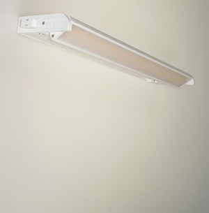 CounterMax MX-L-120-3K Basic 12' Under Cabinet Light in White