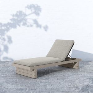 Solano Outdoor Chaise in Faye Ash & Weathered Grey (31.5' x 78.75' x 14.25')