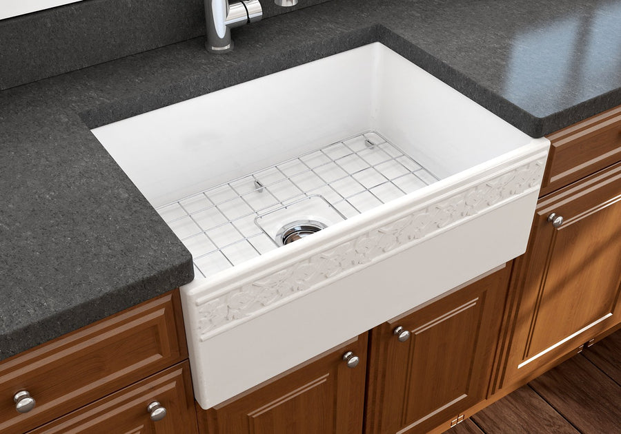 Vigneto 27' x 19' x 10' Single-Basin Farmhouse Apron Front Kitchen Sink in White