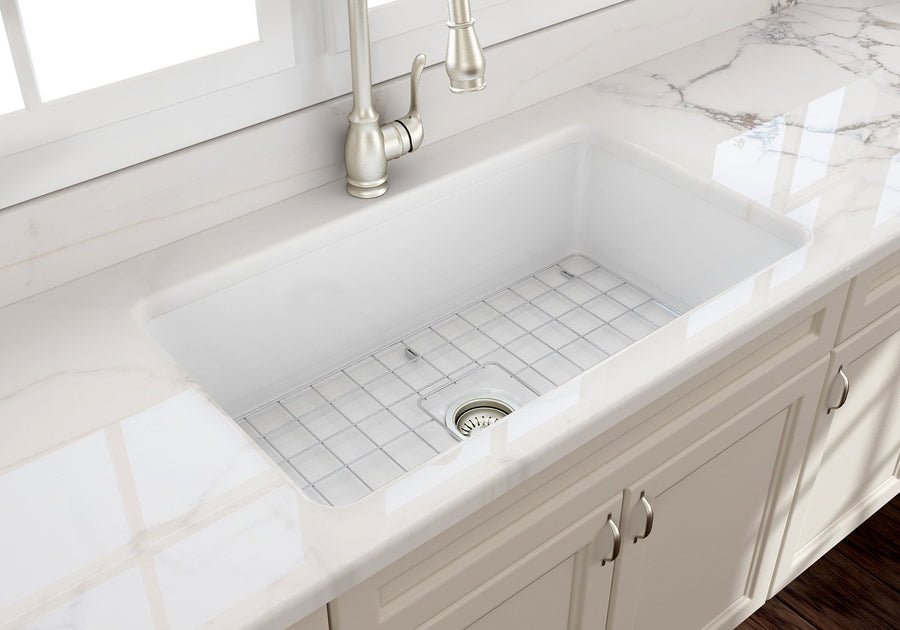 Sotto 32' x 19' x 10' Single-Basin Undermount Kitchen Sink in White