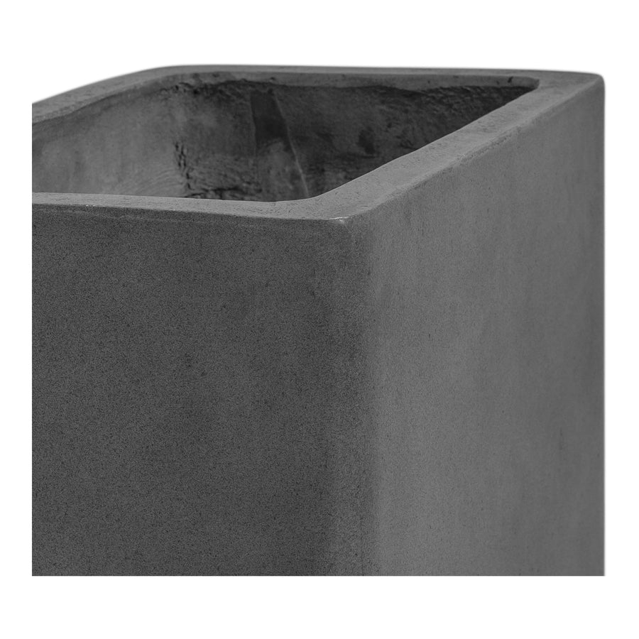 Moe's Home Bristol Vase in Concrete Grey (28' x 16' x 10') - BQ-1049-25