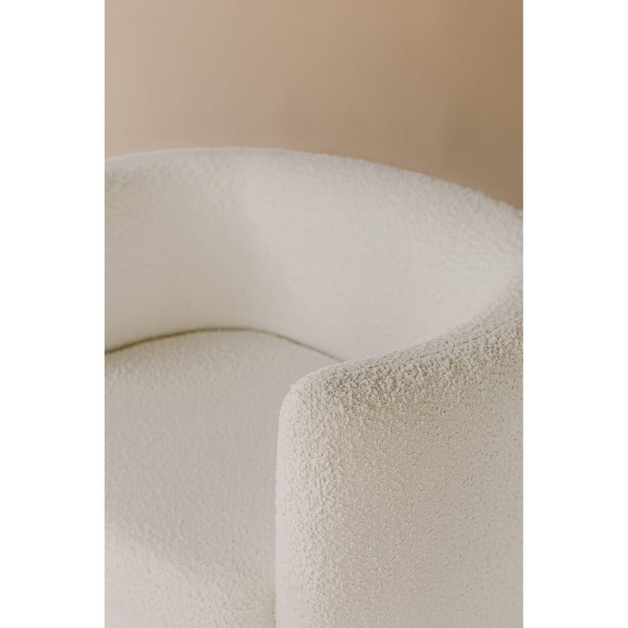 Moe's Home Koba Chair in White (29' x 40' x 33.75') - JM-1002-18