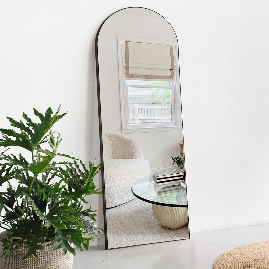 Mirror solutions — Saros Design