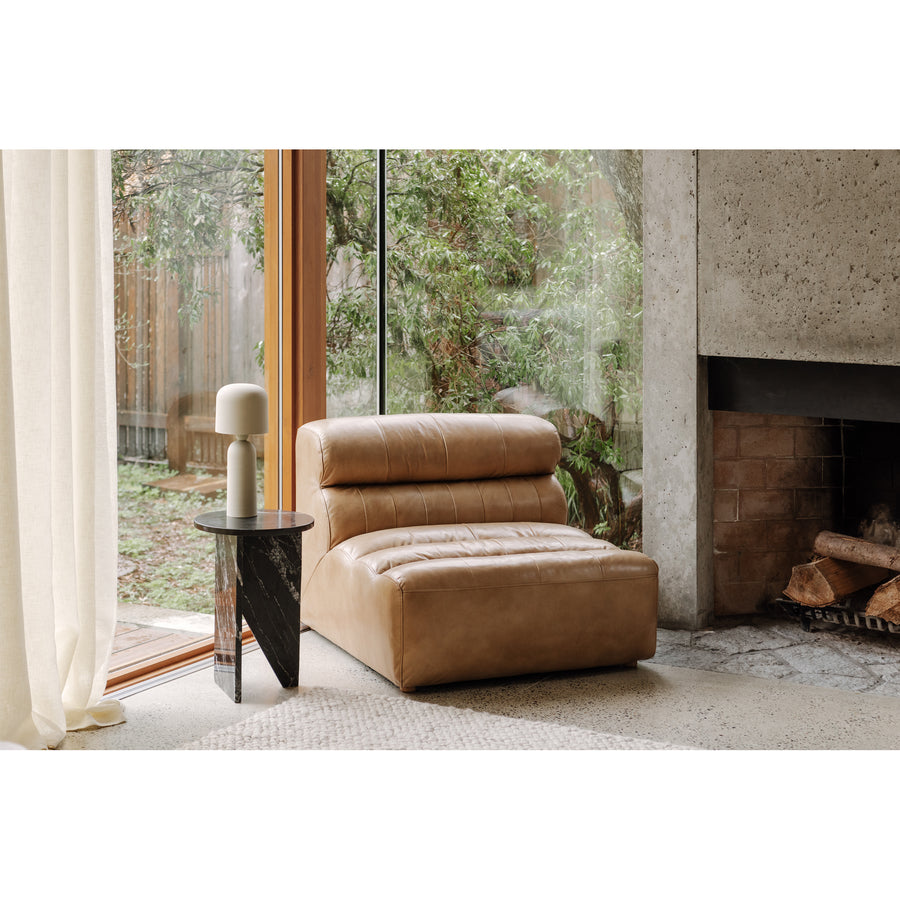 Moe's Home Ramsay Chair in Tan (28.5' x 36' x 41') - QN-1009-40