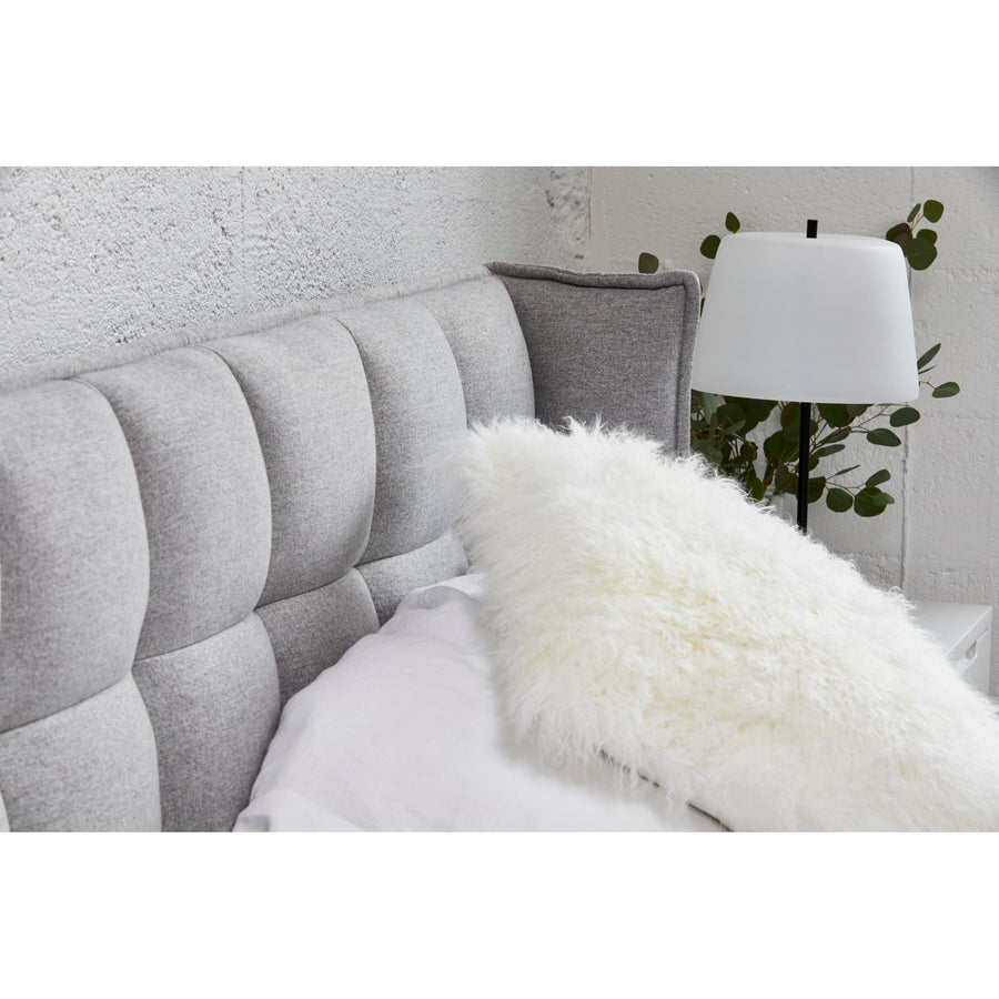 Moe's Home Lamb Pillow in Cream (22' x 22' x 3') - XU-1005-05
